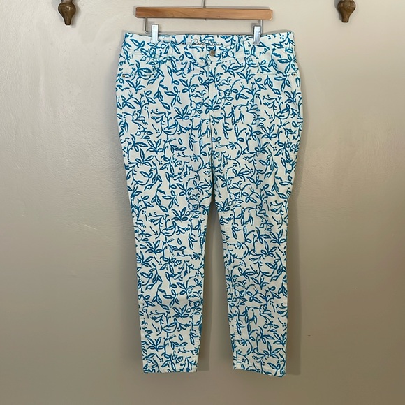 Old Navy Denim - NEW Old Navy Rockstar Print Jean. Size 16